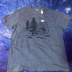 NWT!!! Men’s old navy grey graphic T-Shirt - size XL🔥